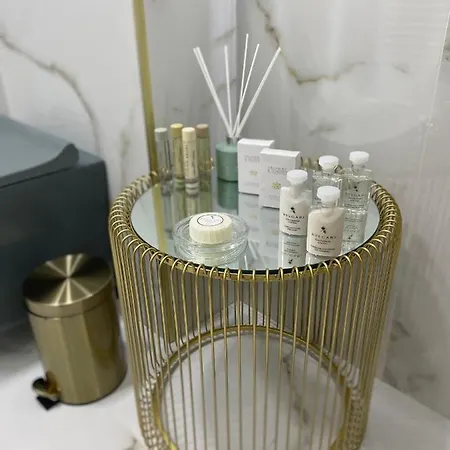 Chalet Latky シャレー *