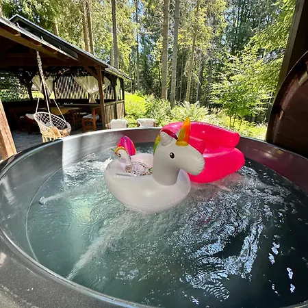 Chalet Latky シャレー *